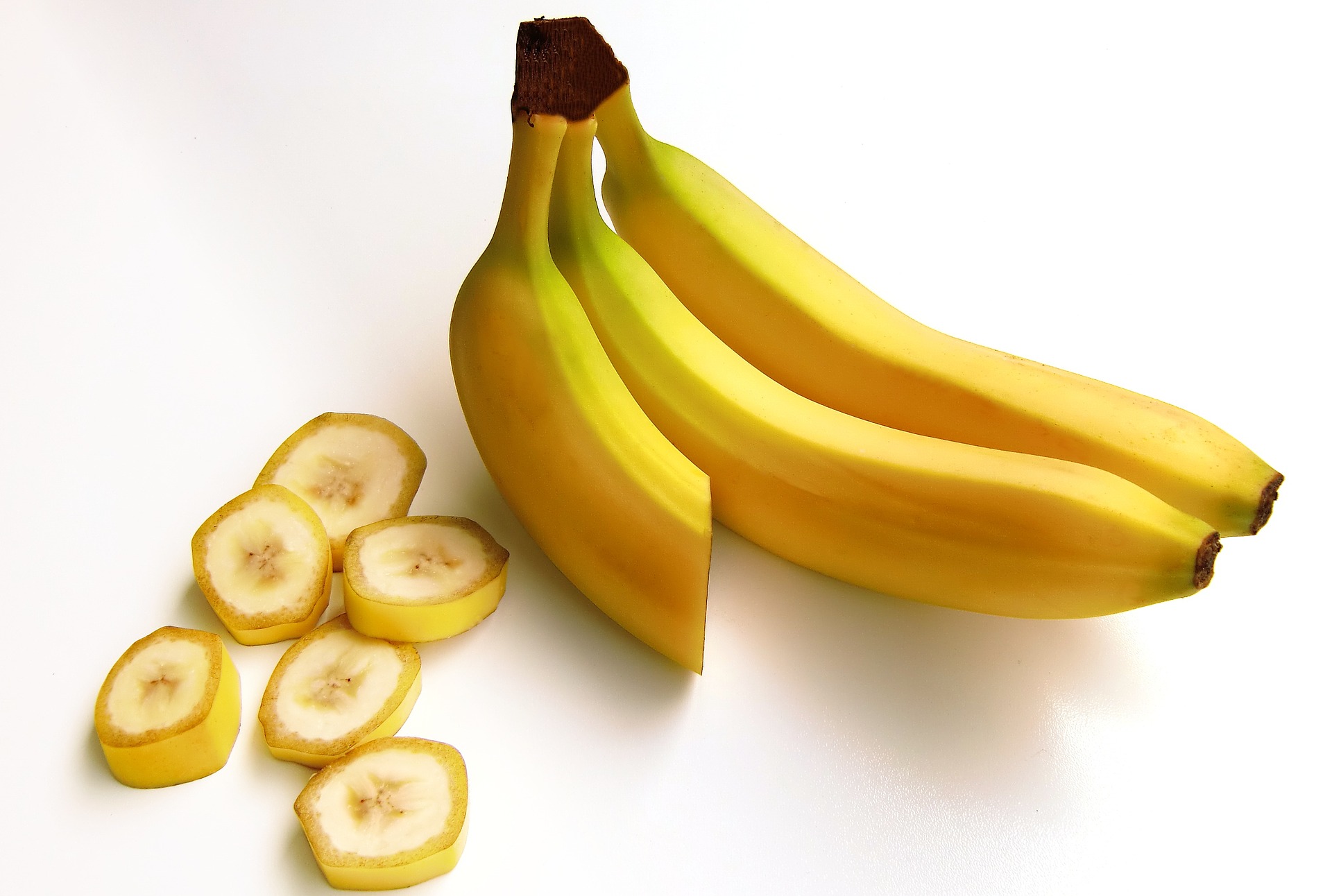 Bananas 652497 1920
