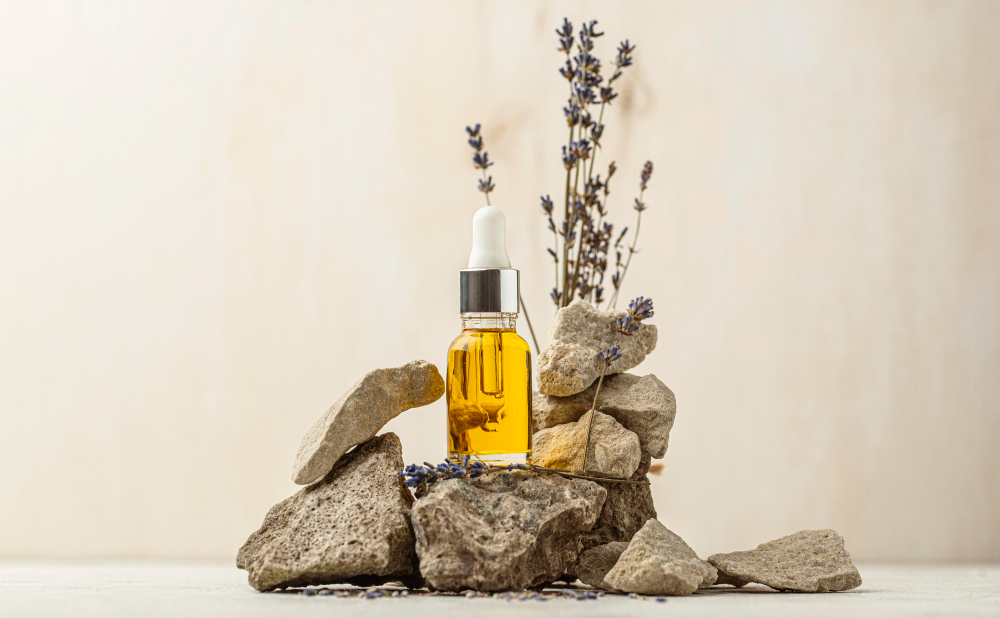 lavender-oil-bottle-arrangement