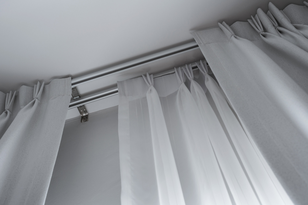 Tow Layers Curtain With Rails Installed Ceiling Translucent Blocking Lights Curtains